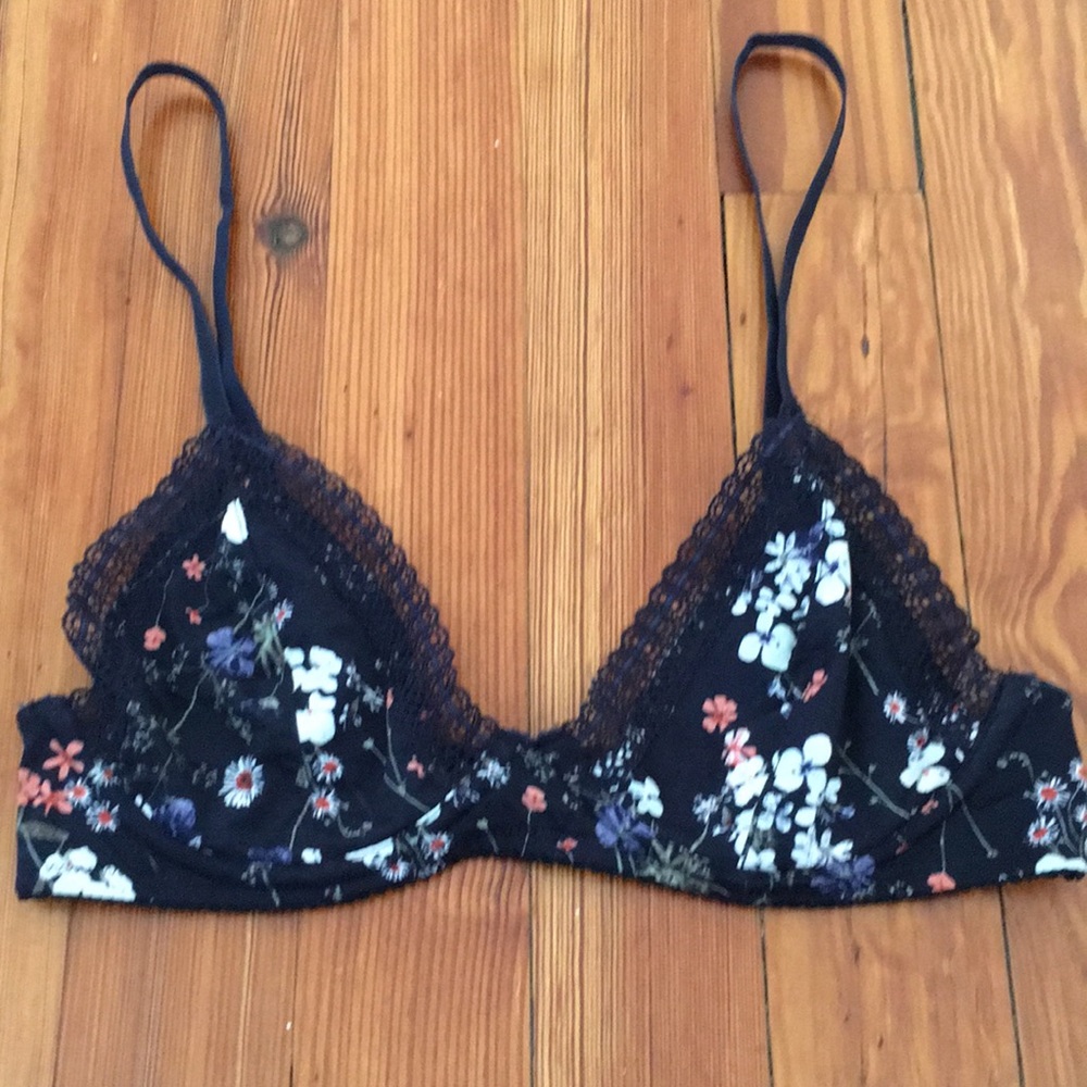 H&M dark blue floral underwire bra
